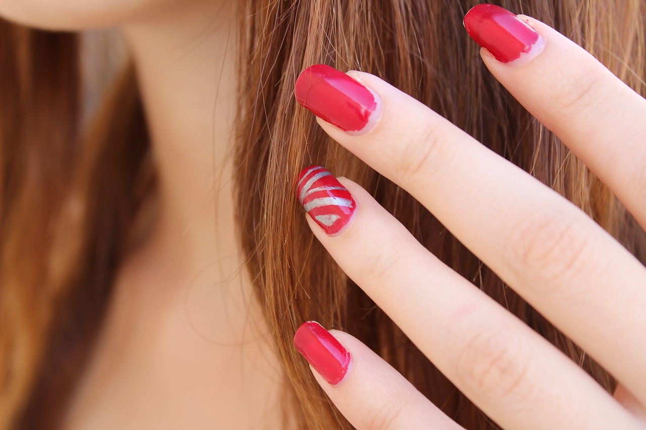 Solução para unhas quebradiças em mulheres Solução para unhas quebradiças em mulheres