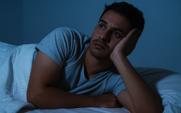 VOCÊ ESTÁ DESTRUINDO SEUS HORMÔNIOS TODAS AS NOITES SEM SABER – E ISSO ESTÁ ARRUINANDO SUA SAÚDE!